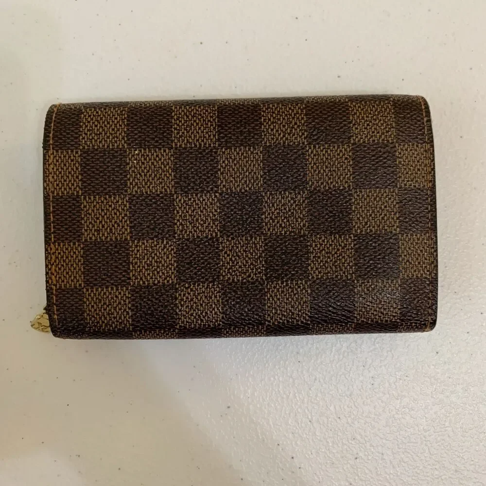 Louis Vuitton leather wallet ca0050 authentic with COA - Picture 5 of 7